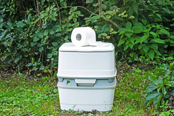 Best Portable restroom solutions  in Long Grove, IA