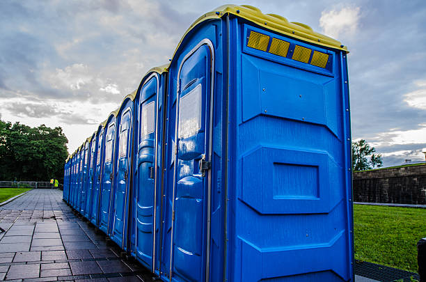 Best Porta potty delivery and setup  in Long Grove, IA